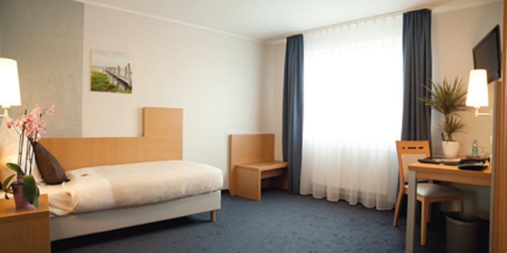 Hotel Beuss Oberursel Quarto foto